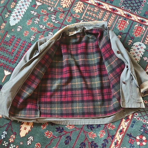 L.L. Bean Vintage Sage Green Barn Jacket with Tan Corduroy Trim - Picture 4 of 8